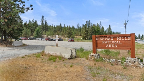 A photo of Dishman Hills Natural Area.