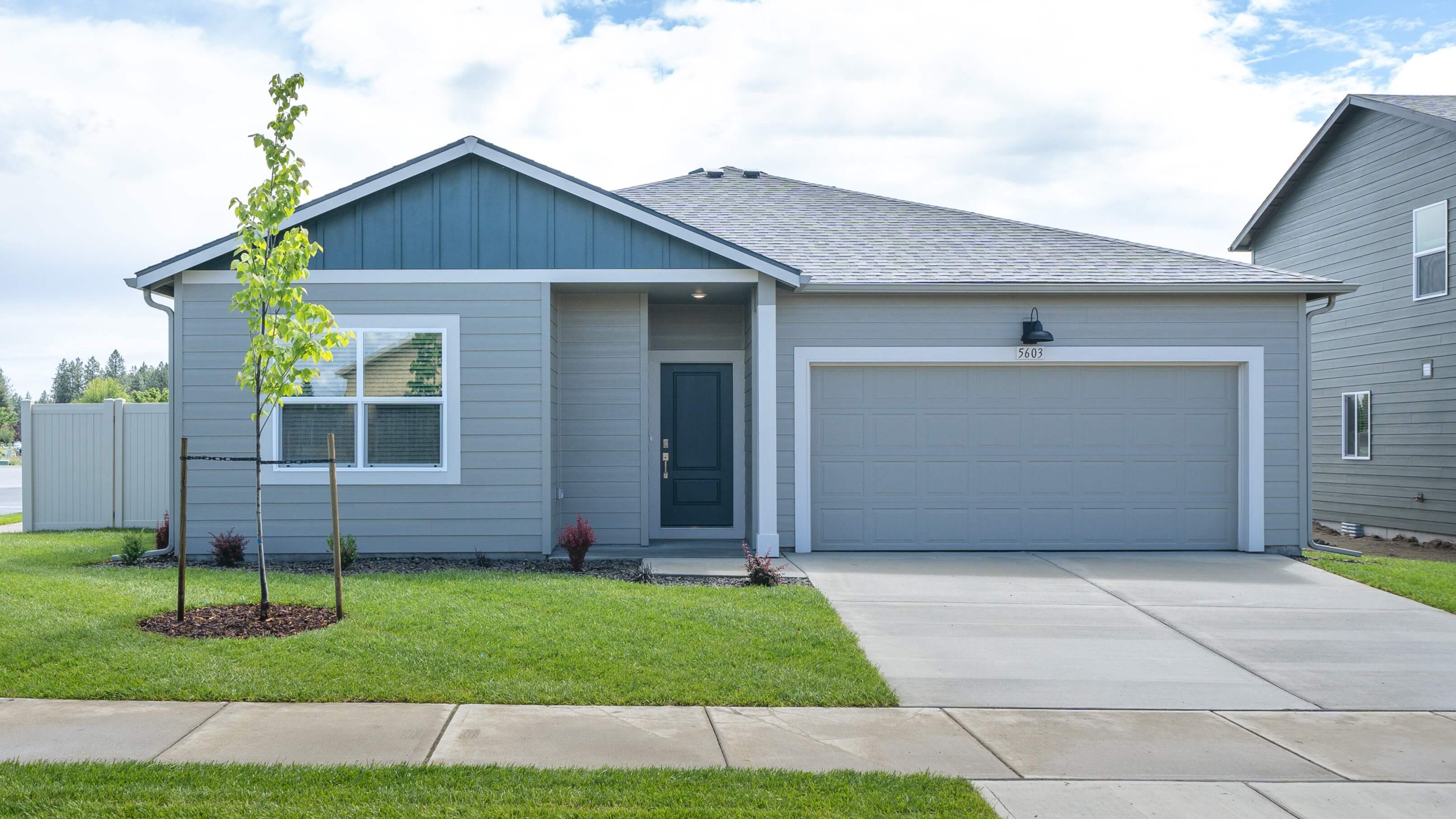 13546 W Sprague Ave exterior