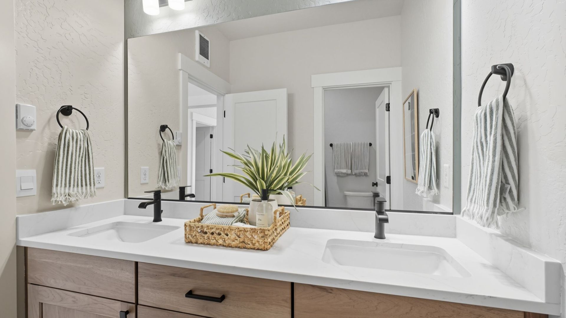 New homes for sale in Coeur d'Alene, new construction, new townhomes, new condos, zillow