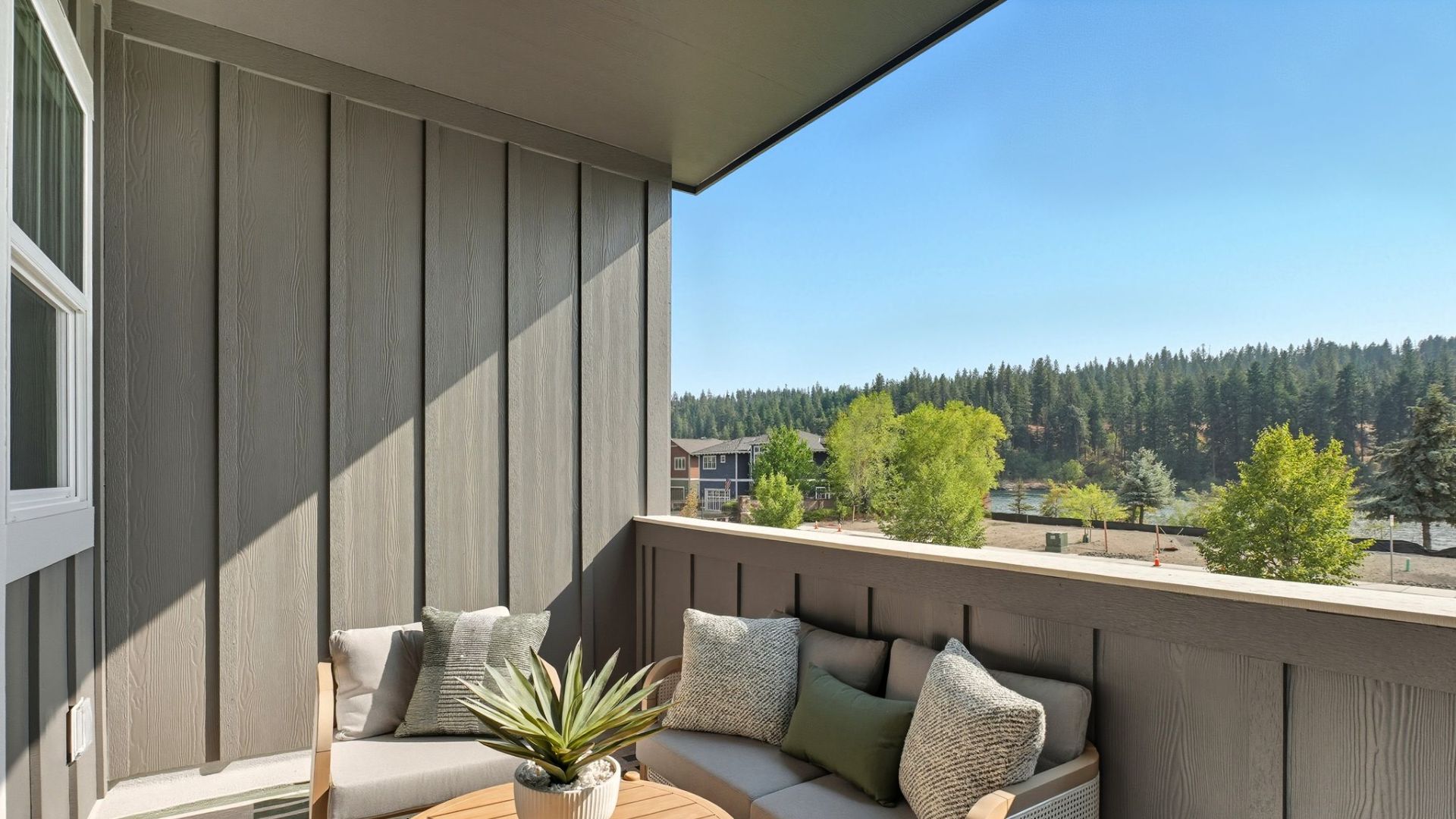 New homes for sale in Coeur d'Alene, new construction, new townhomes, new condos, zillow