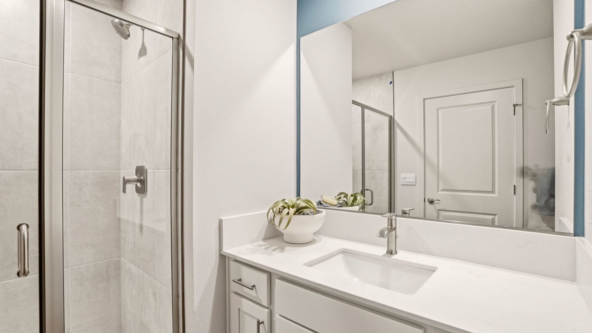https://www.zillow.com/view-imx/156f80d9-e9cc-43eb-acf6-572ecf502dfd?setAttribution=mls&wl=true&initialViewType=pano&utm_source=dashboard