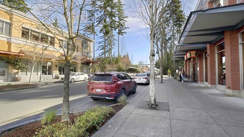 Sidewalk view of places to shop in downtown Snohomish Washington