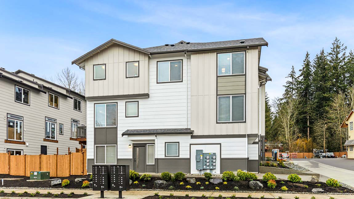 Exterior view of townhome model at Ivy Terrace