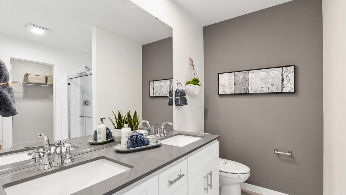 Primary bathroom with 2 sink vanity