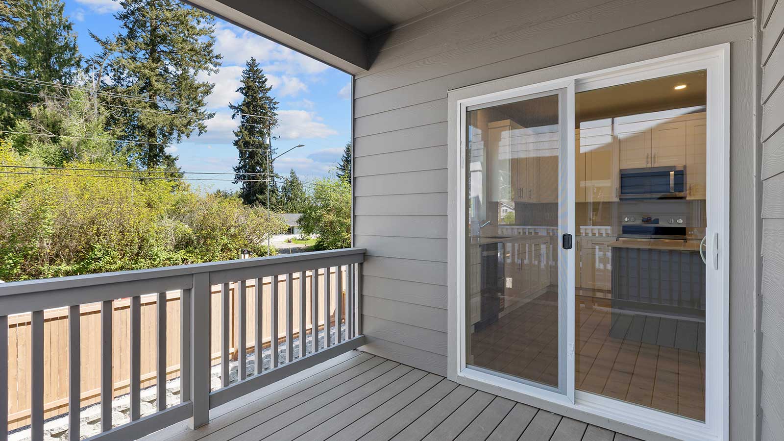 Deck with access in the kitchen