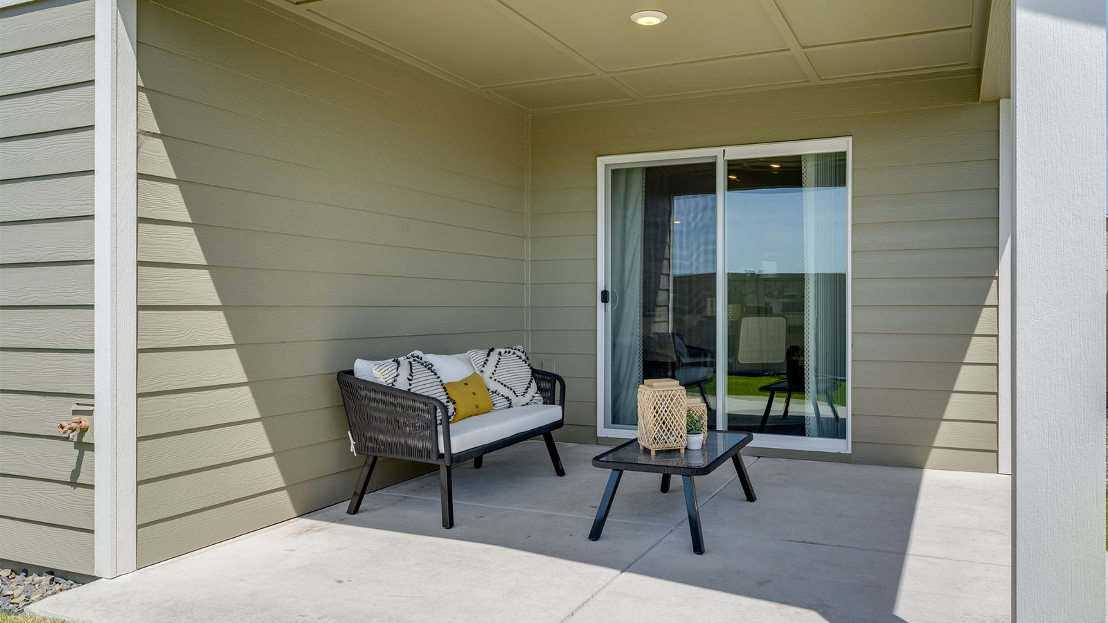 Covered concrete patio