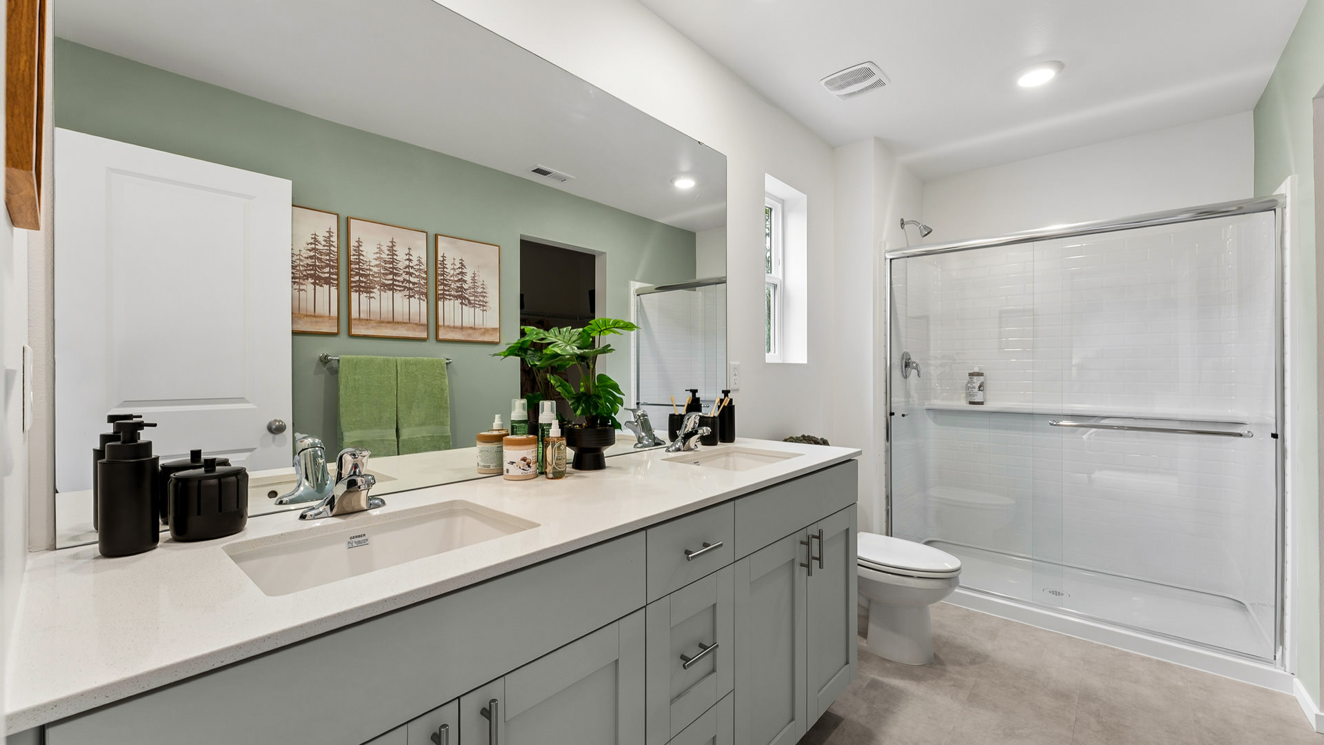 primary suite bathroom