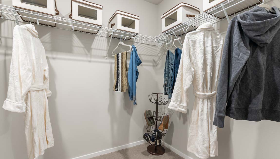 primary suite closet