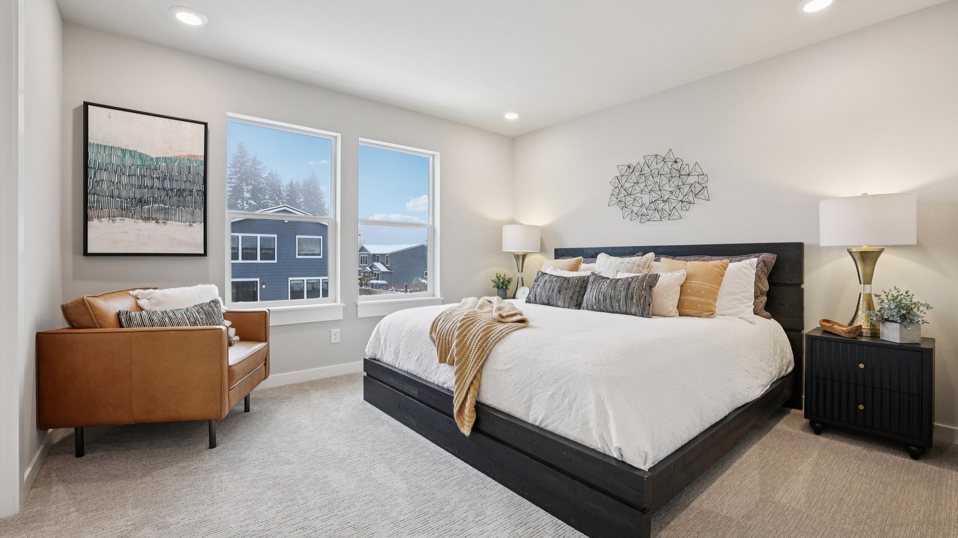 primary suite bedroom