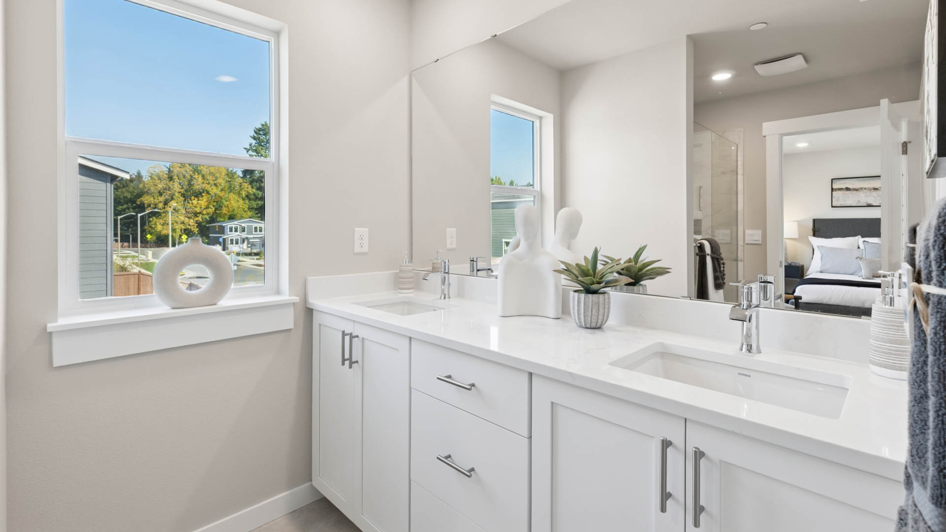 primary suite bathroom