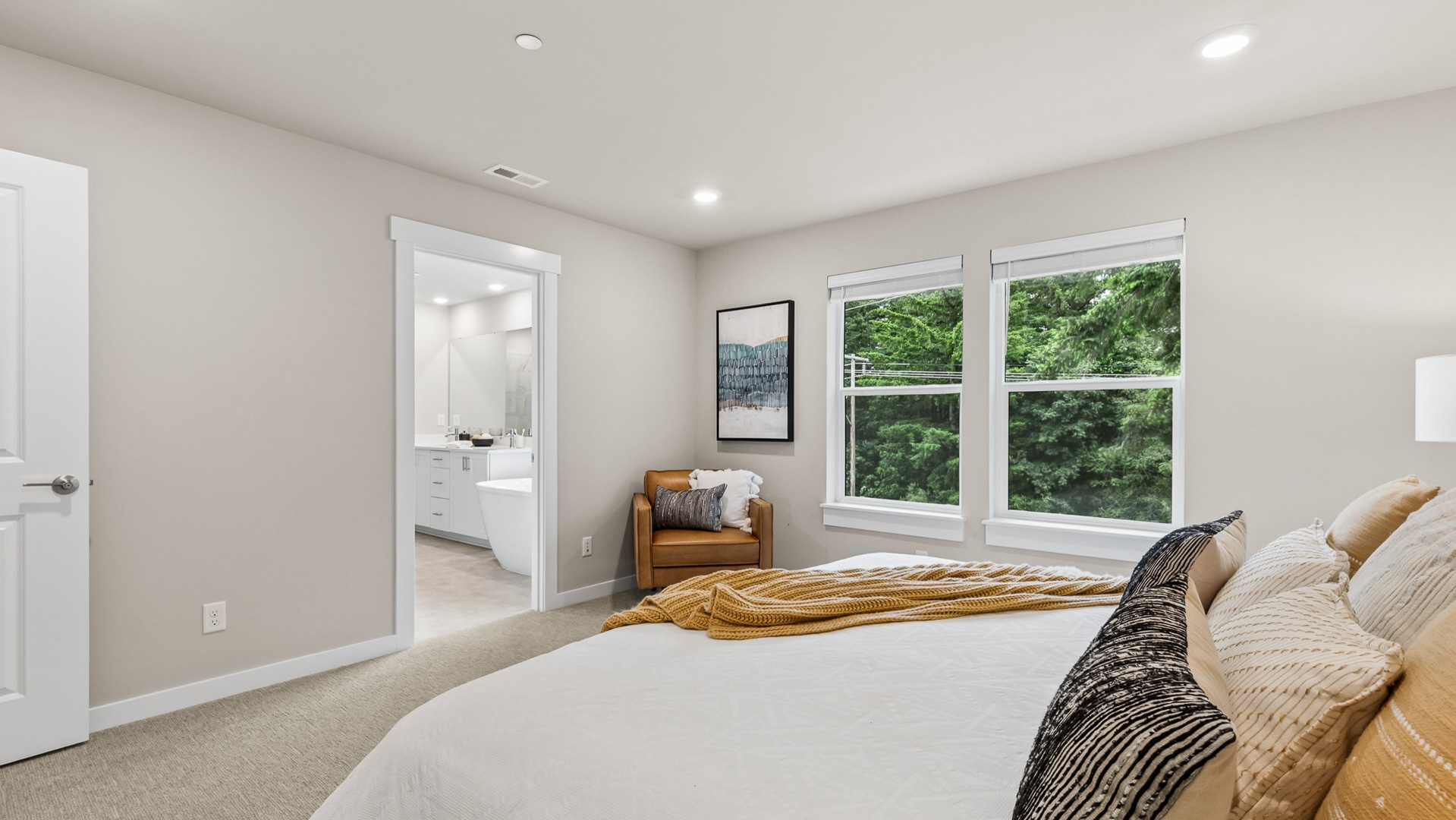 primary suite bedroom