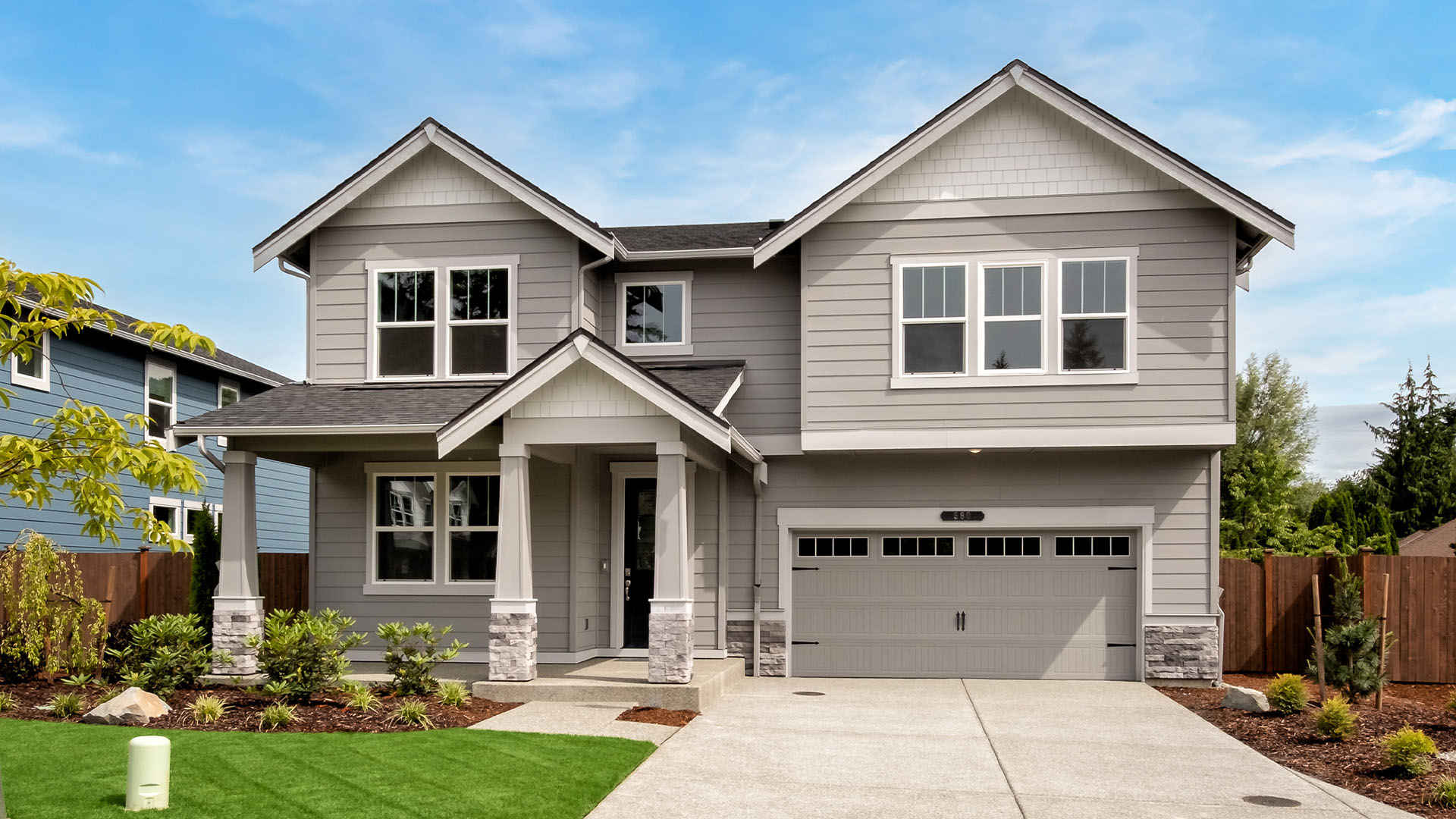560 SE 11Th PL #12 exterior