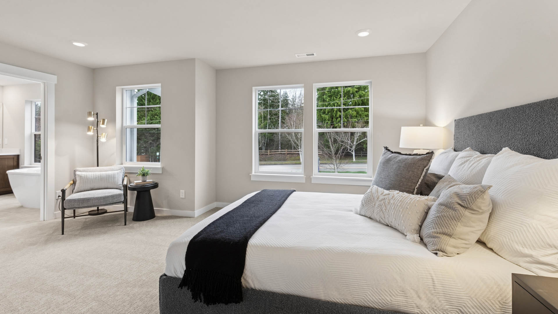 primary suite bedroom