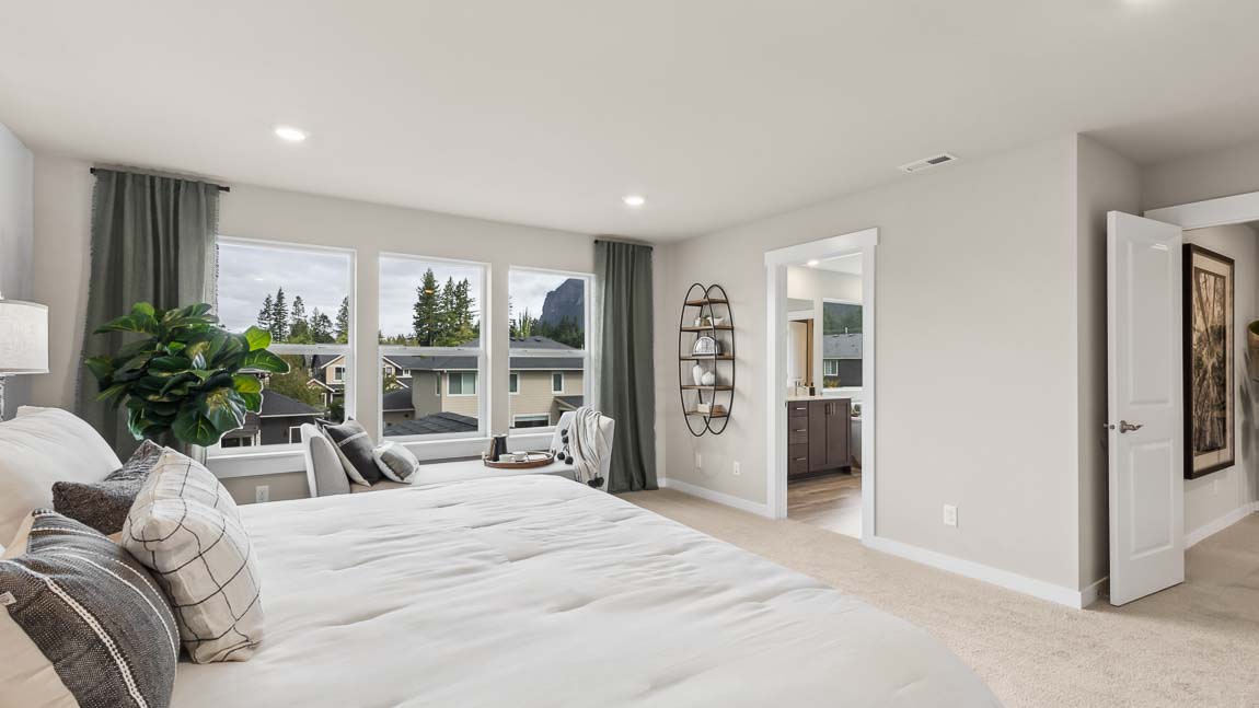 primary suite bedroom