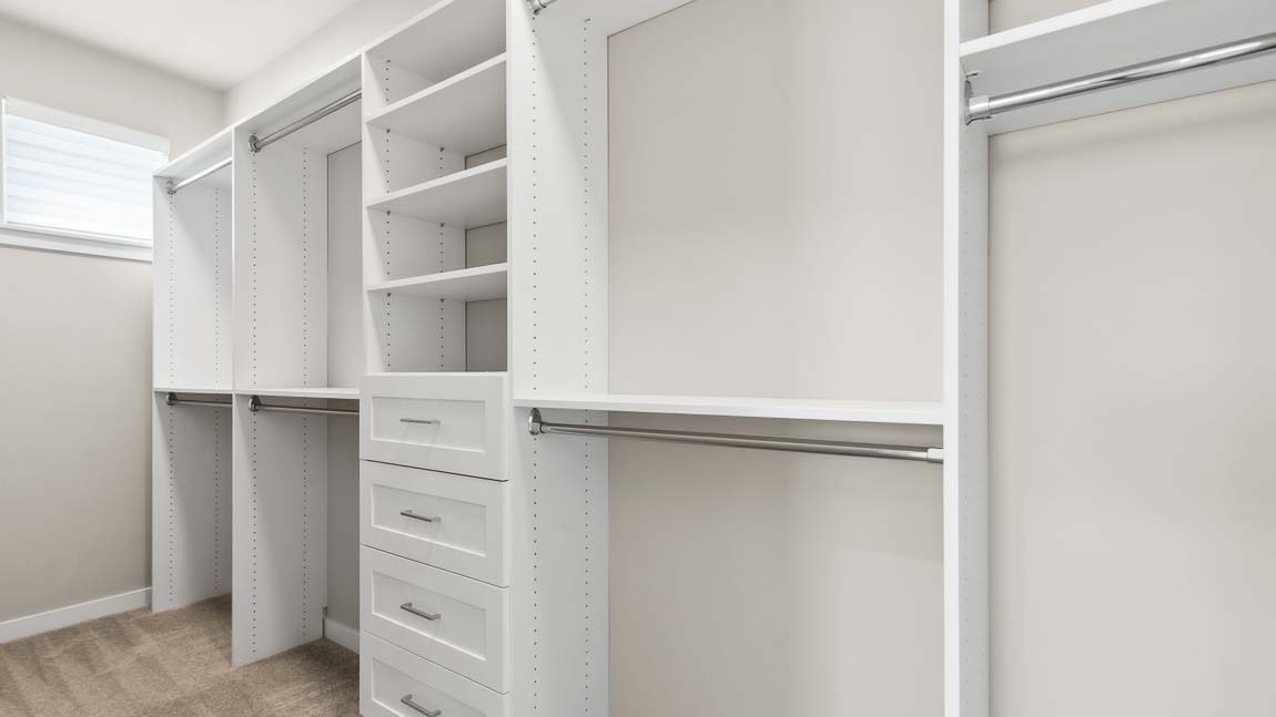 primary suite closet