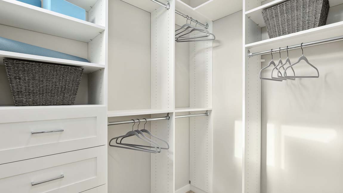 primary suite closet