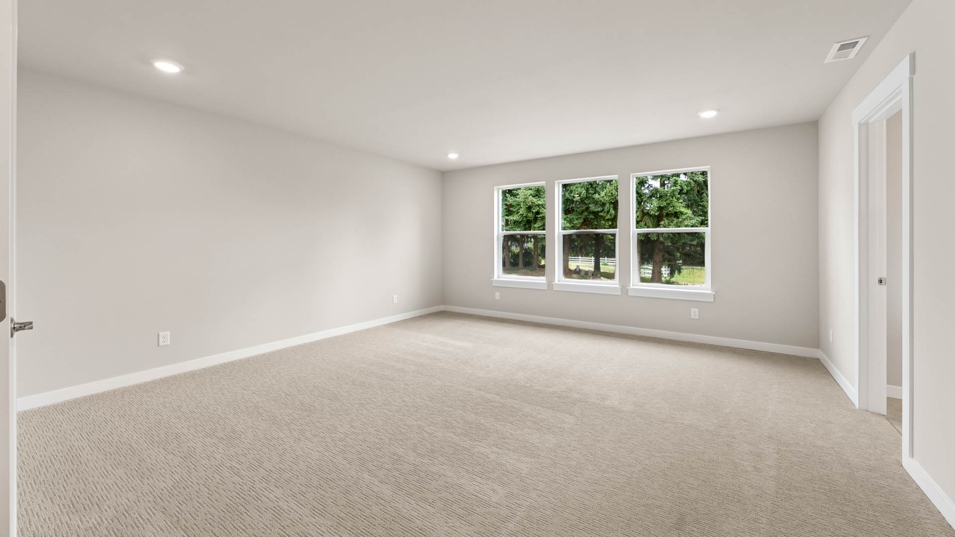 primary suite bedroom