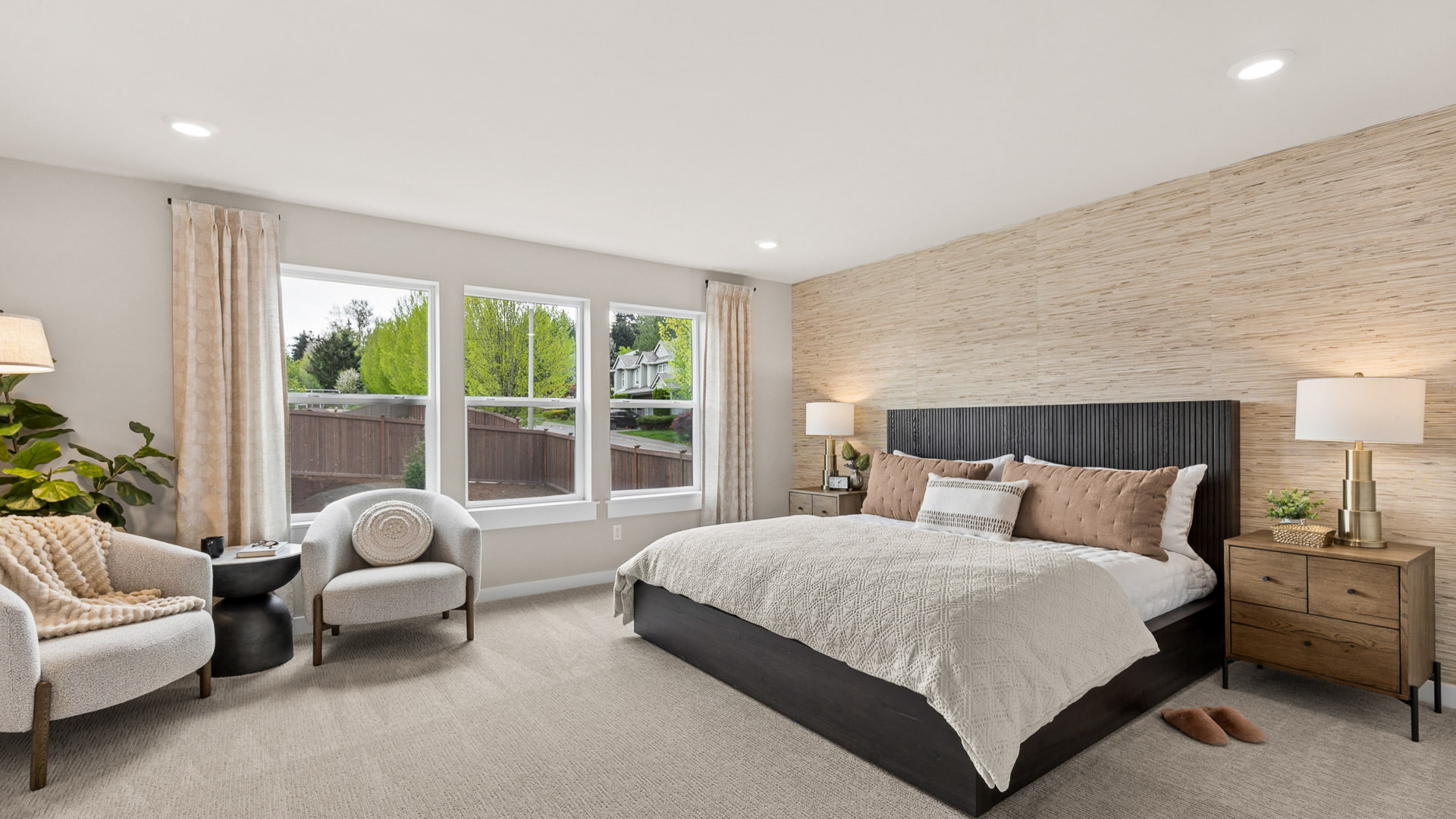 primary suite bedroom