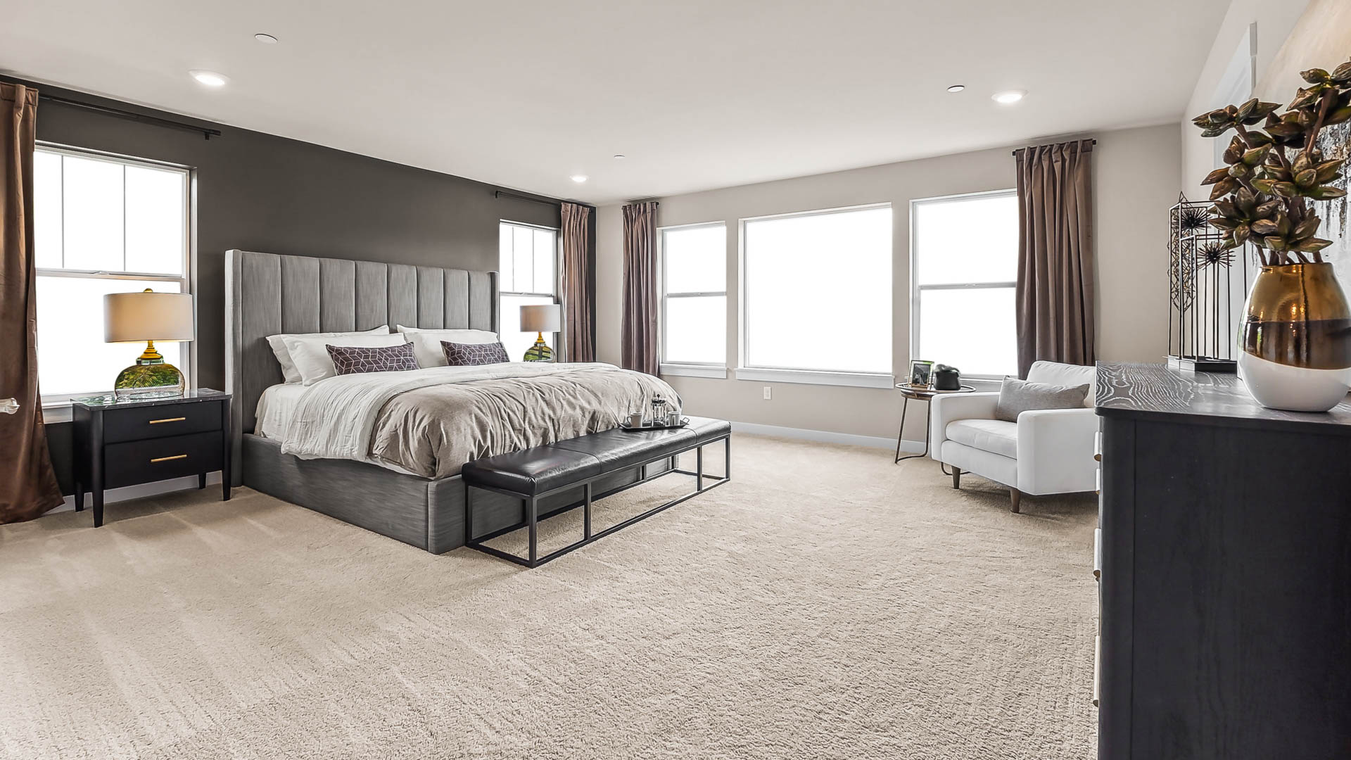 primary suite bedroom