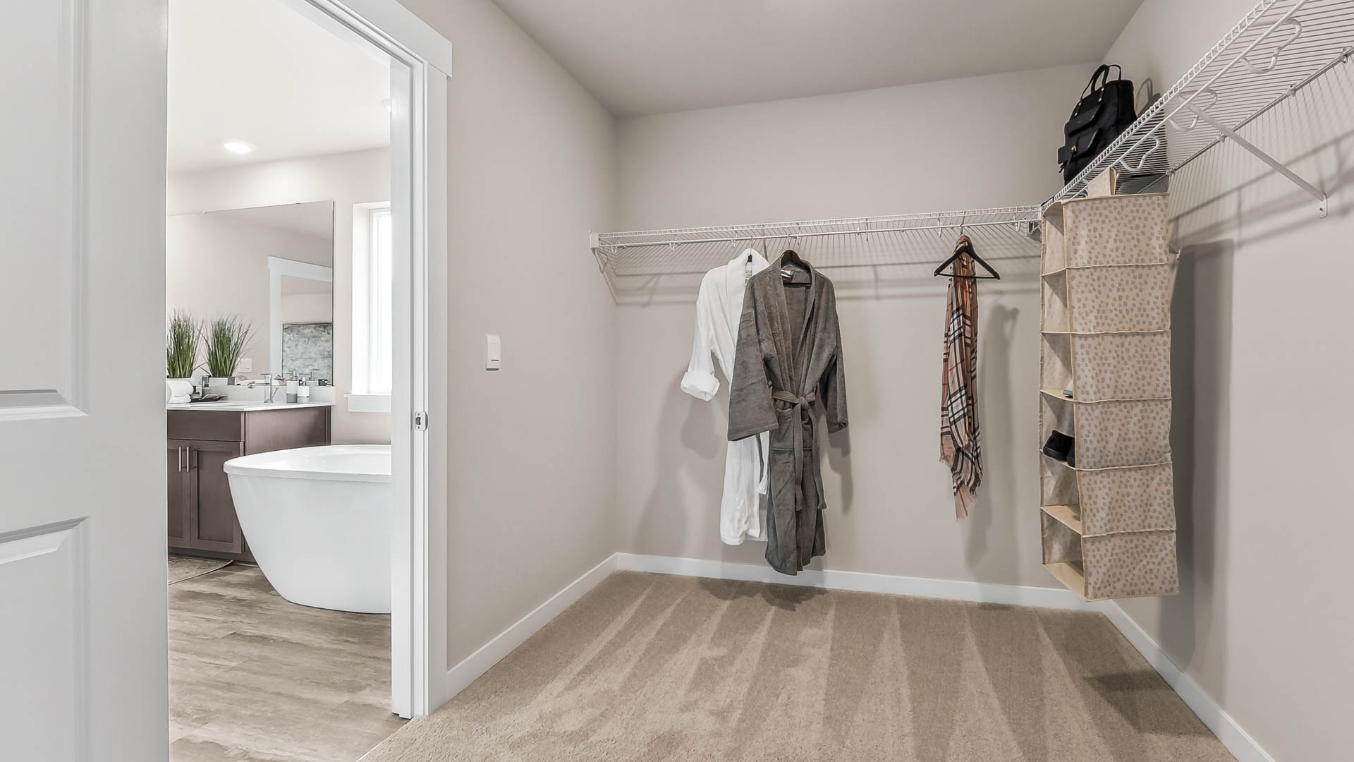 primary suite closet