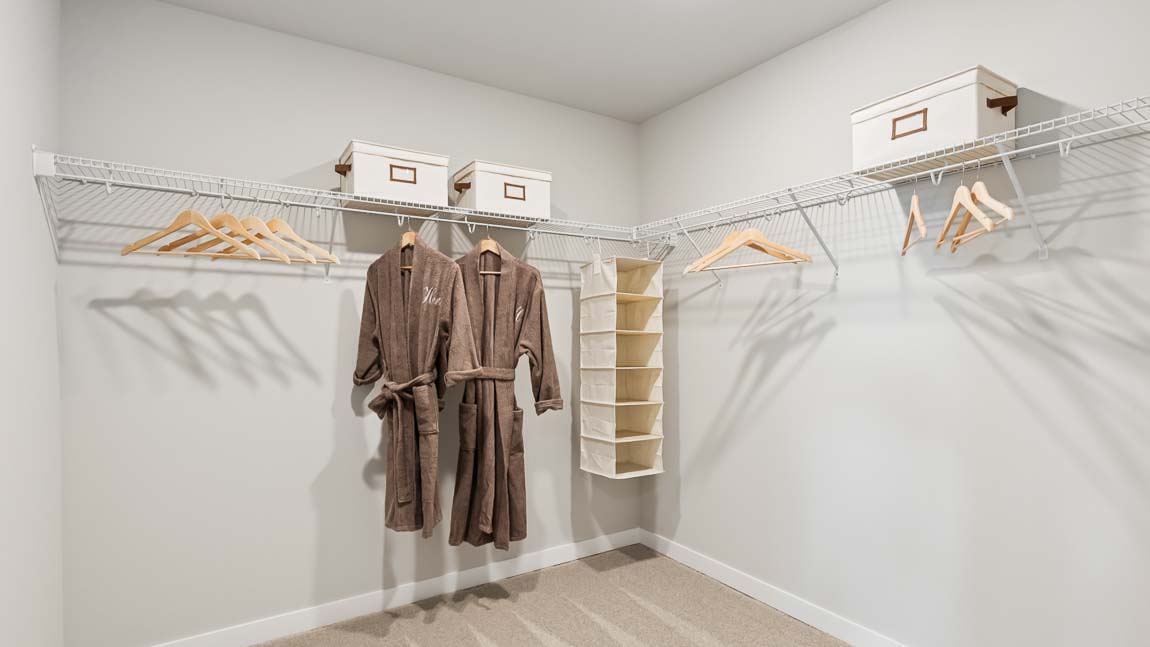primary suite closet