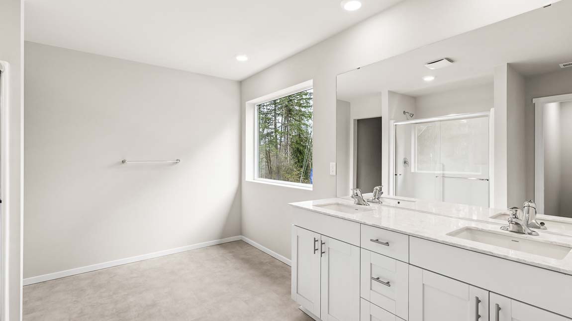 primary suite bathroom