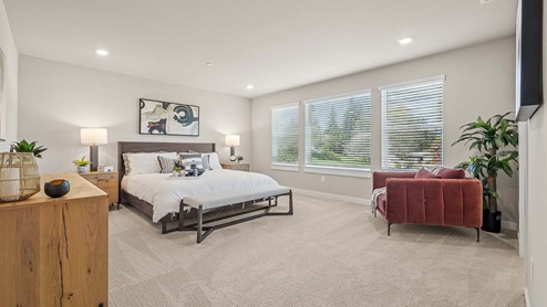 primary suite bedroom