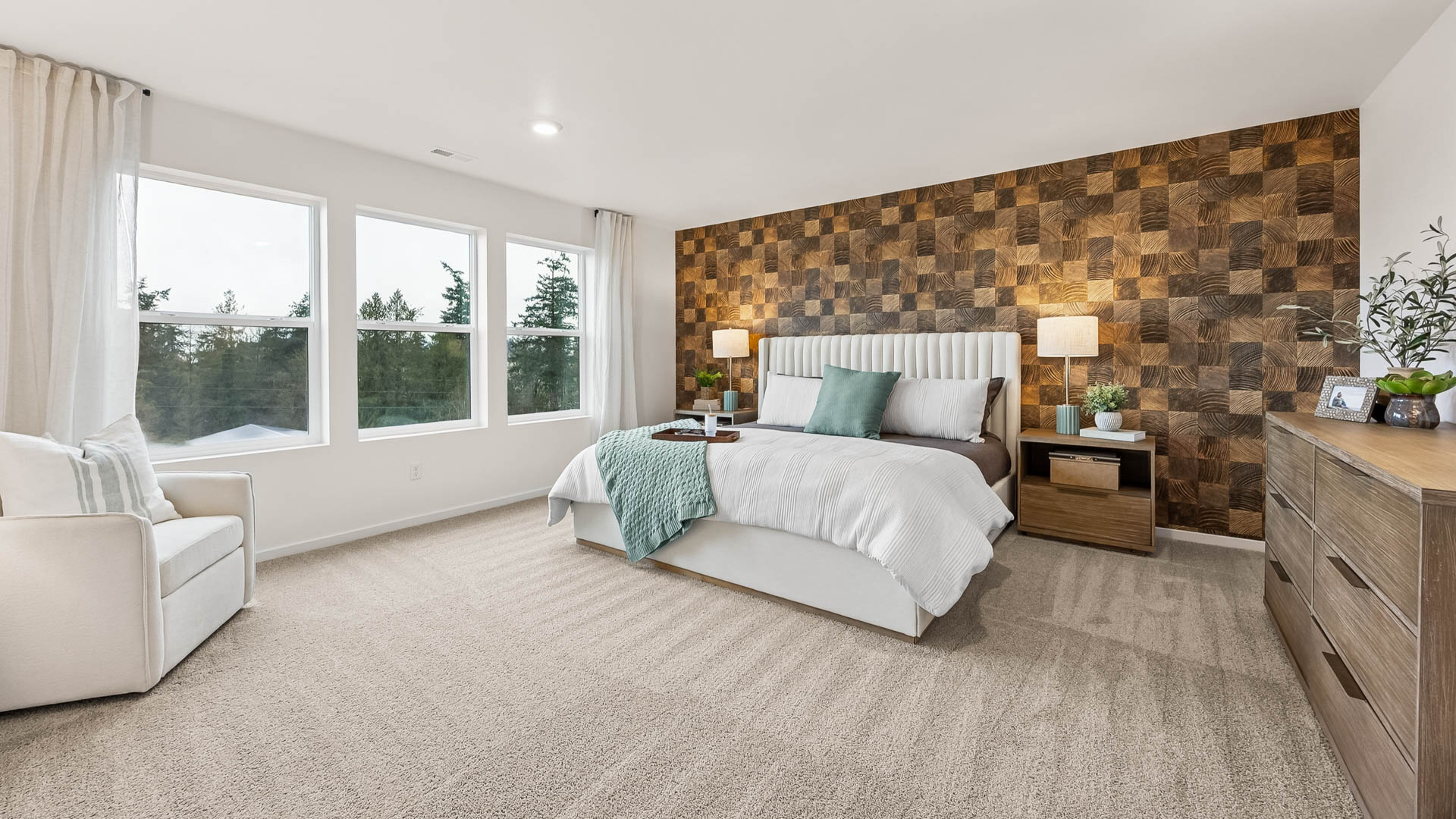 primary suite bedroom