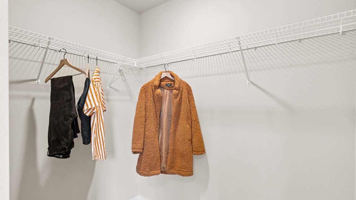 walk-in closet
