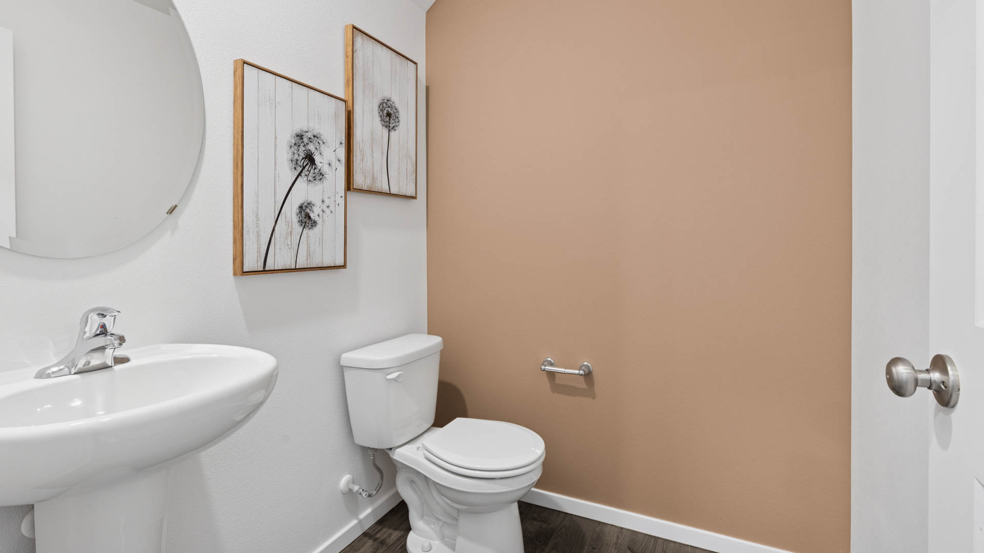 powder room