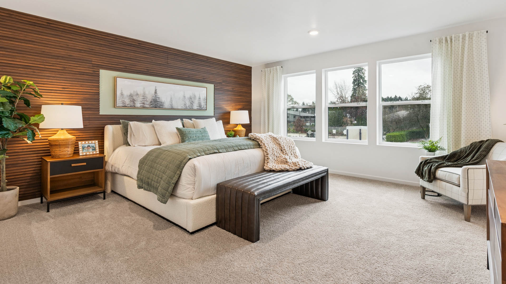 primary suite bedroom