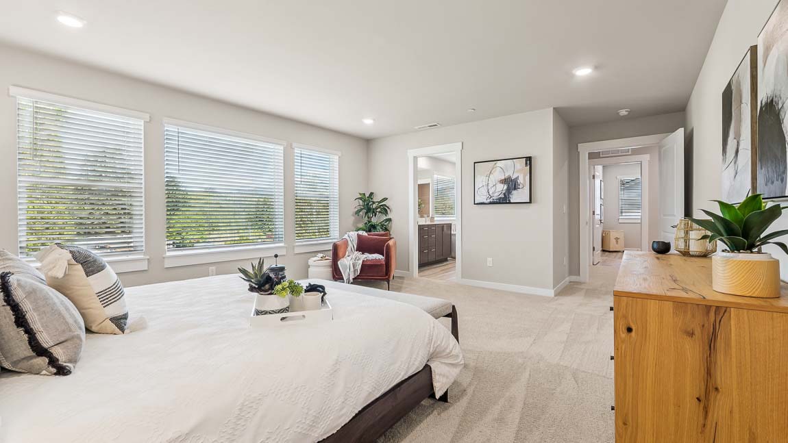 primary suite bedroom