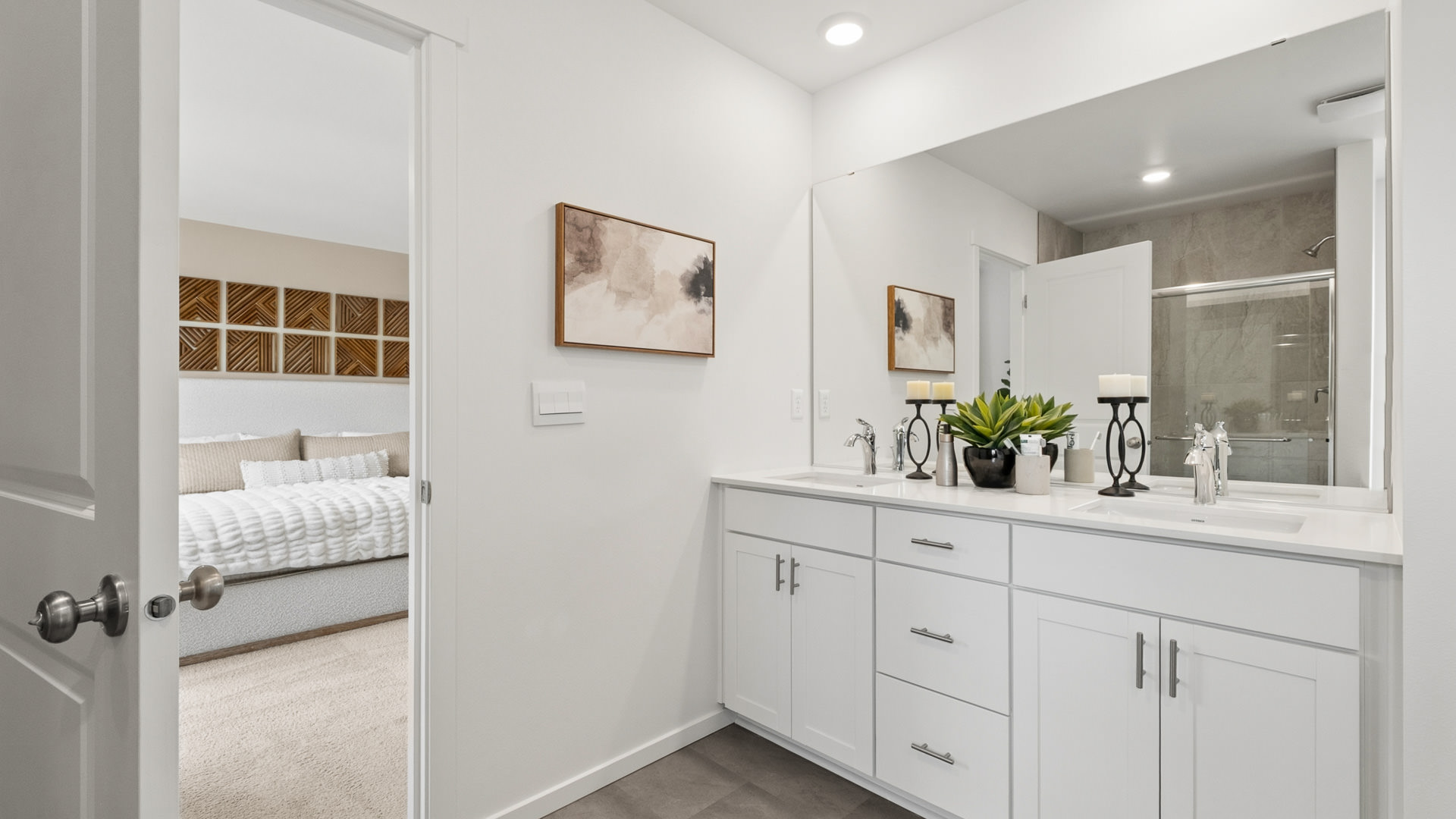 primary suite bedroom