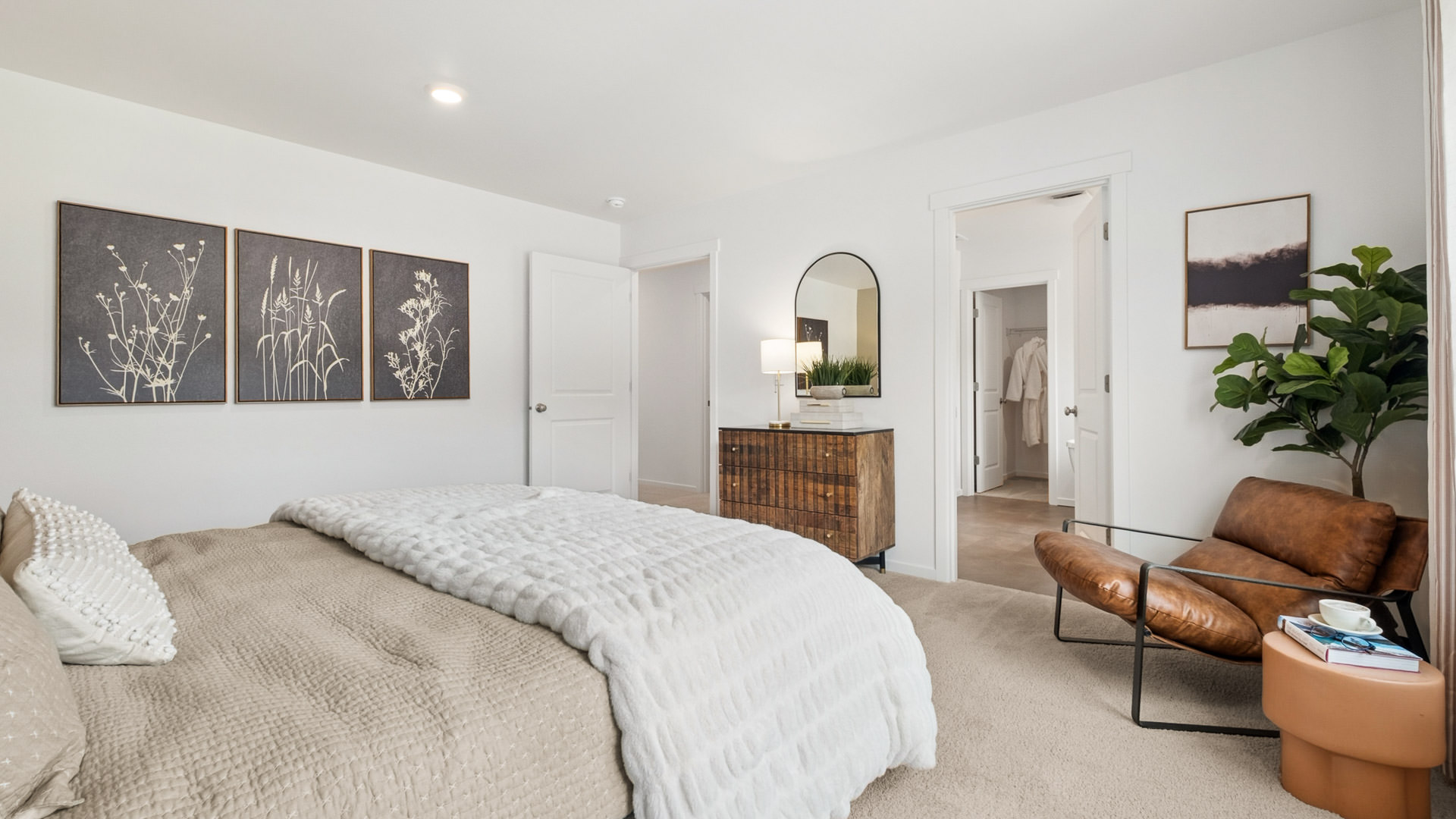 primary suite bedroom