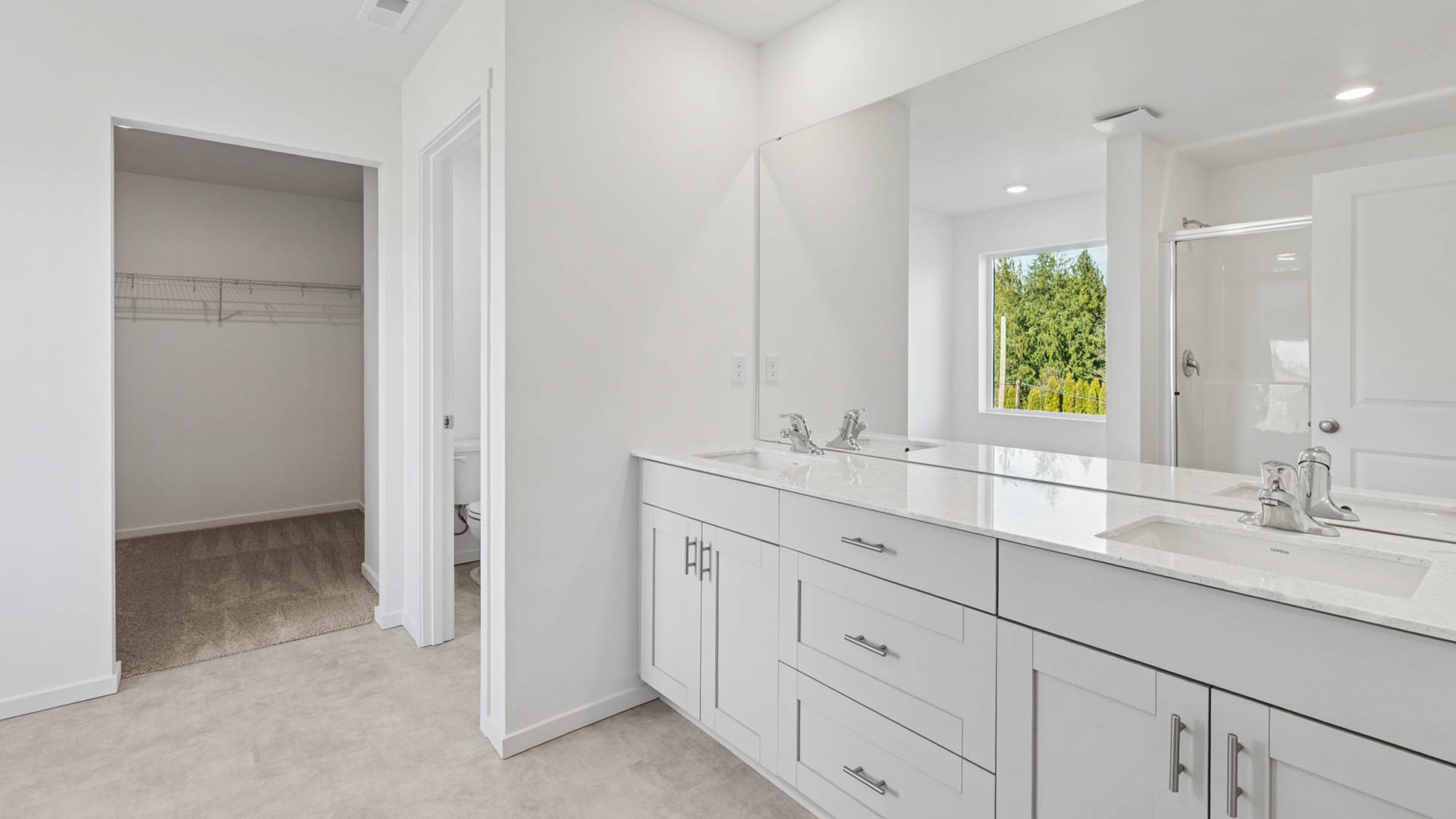 primary suite bathroom