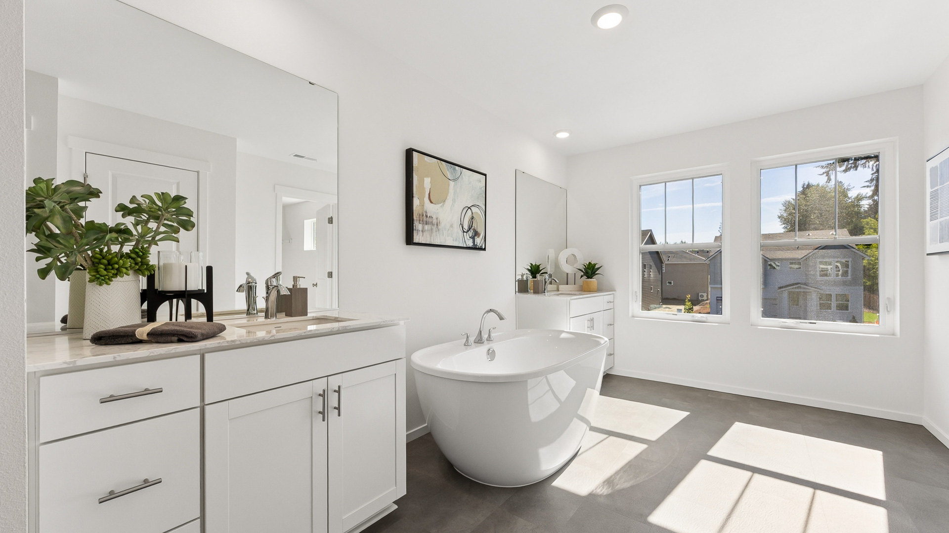 primary suite bedroom