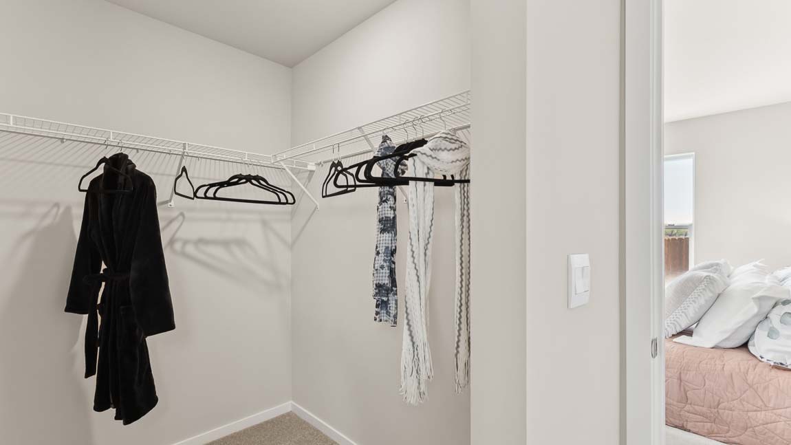primary suite closet