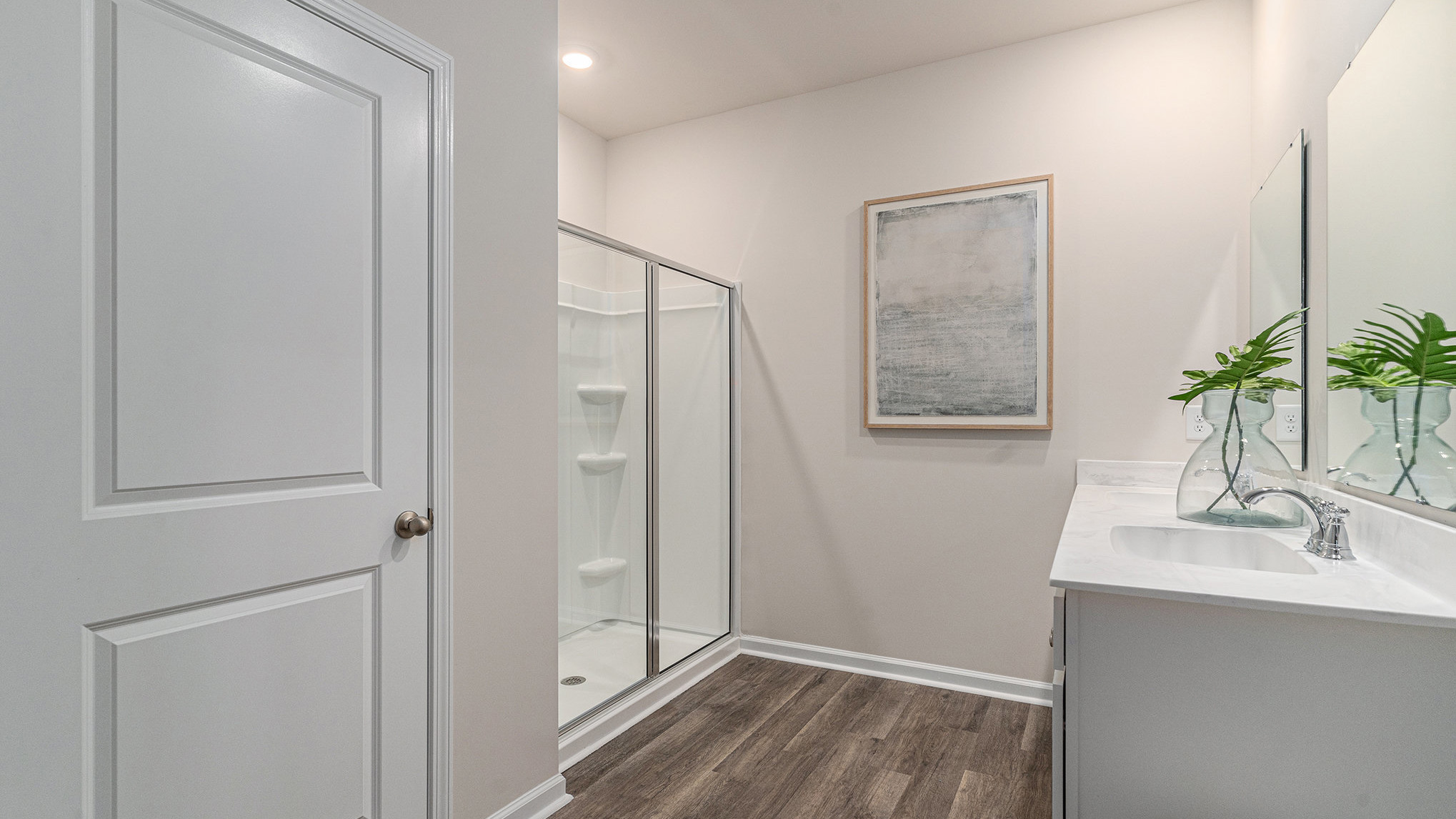 bathroom with quartz counters