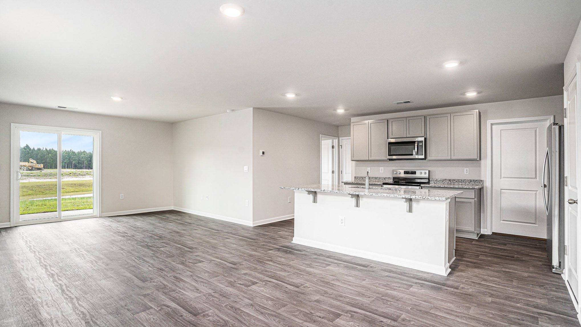 Robie kitchen with granite