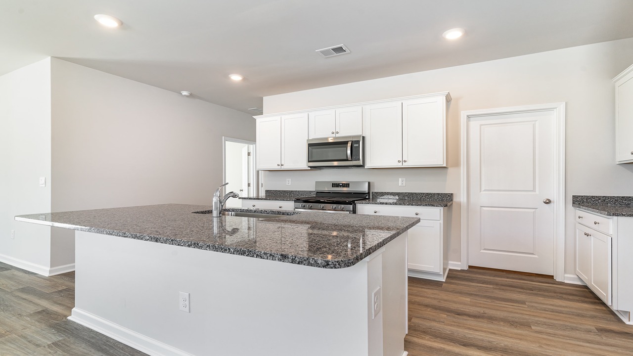 Robie unfurnished kitchen