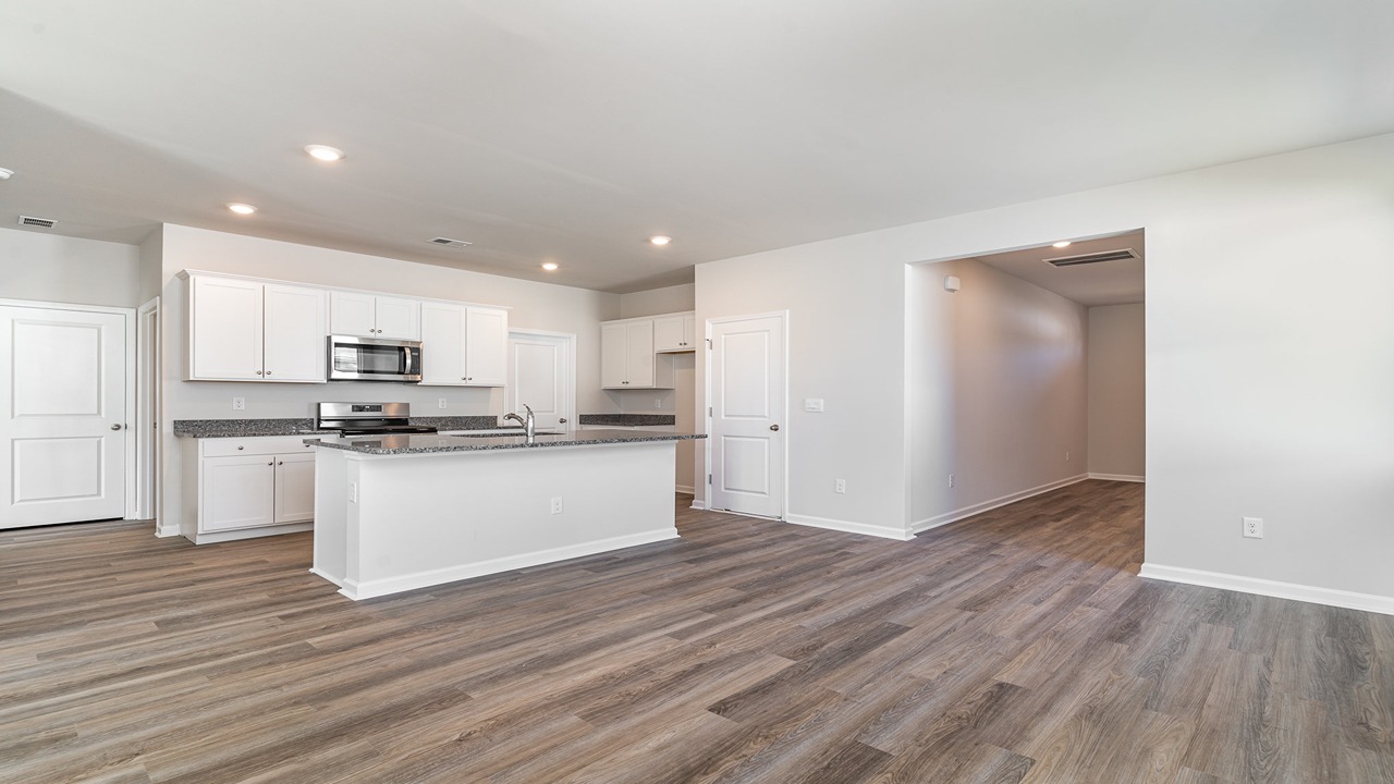 Robie unfurnished kitchen