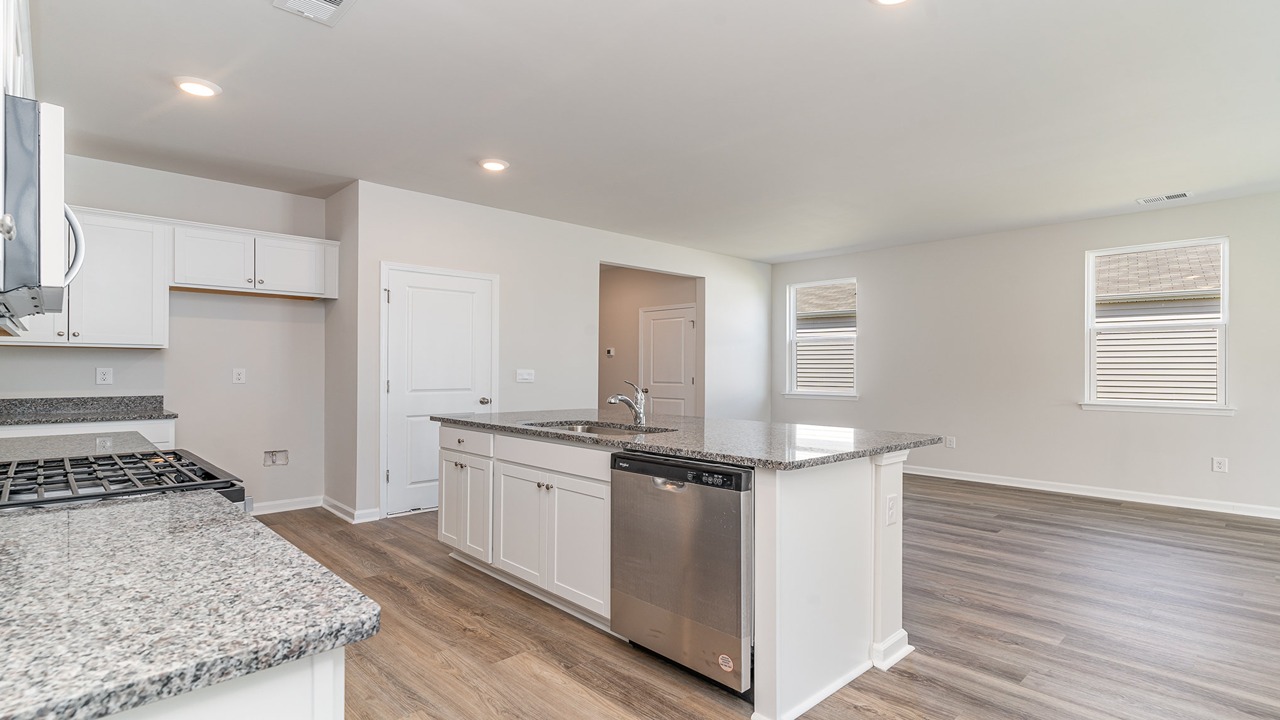 Robie unfurnished kitchen