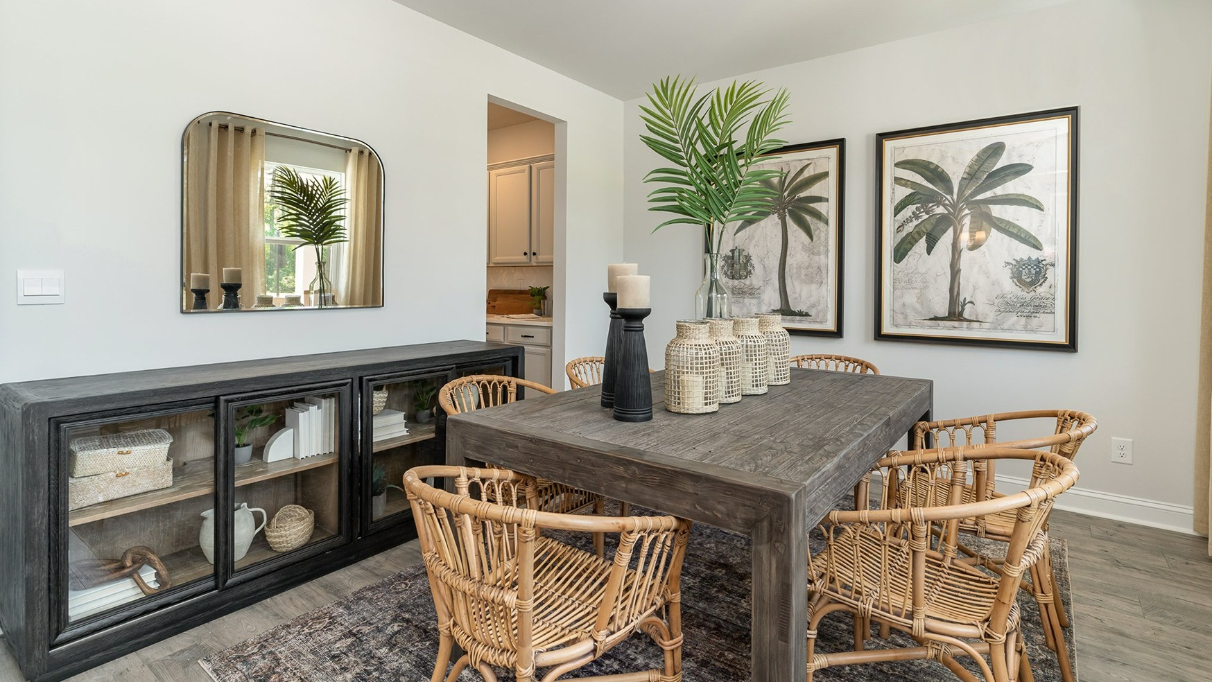 Harbor Oak dining room