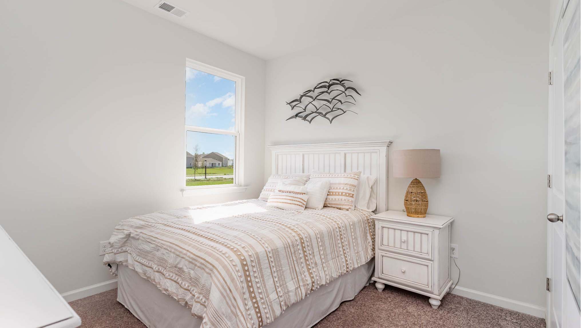 second bedroom with single window