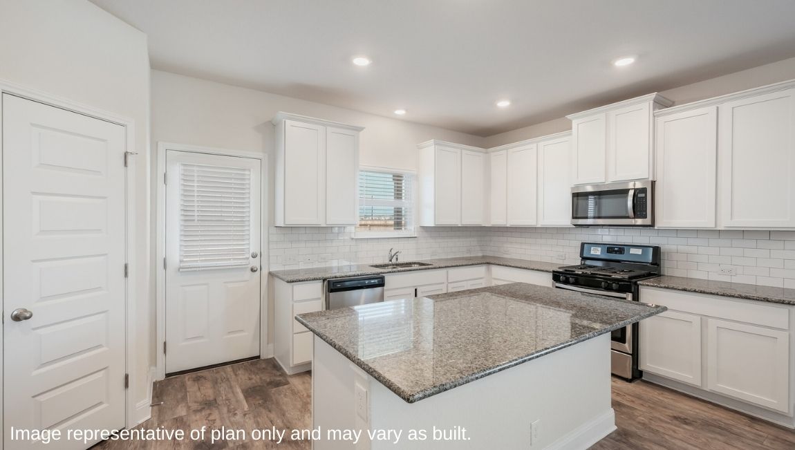 DR Horton Cibolo Steele Creek the driftwood 2050 sq ft 3 bed 2 bath 2 car 1 story
