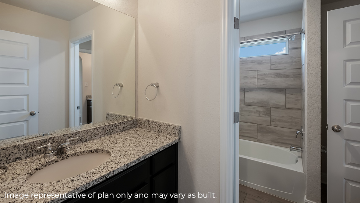 DR Horton Cibolo Steele Creek the caspian 4 bed 2.5 bath 2 car 2 story 2597 sq ft