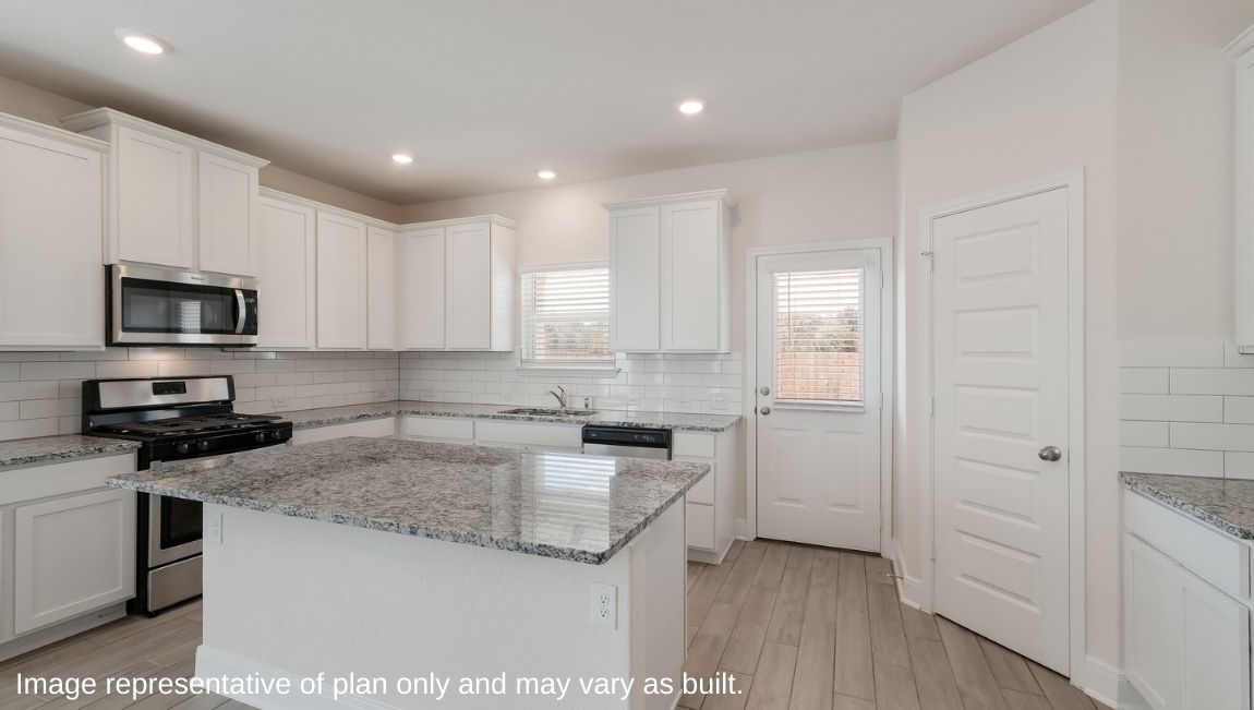 DR Horton Cibolo Steele Creek the hondo 2702 sq ft 4 bed 3 bath 2 car 2 story