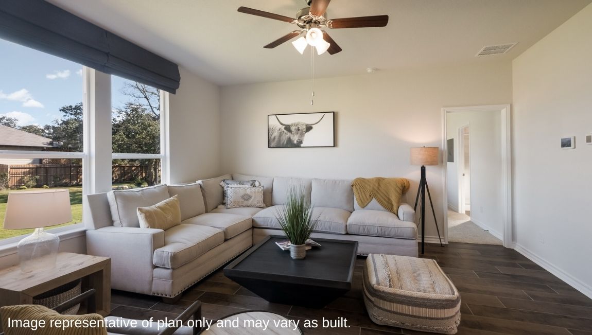DR Horton Cibolo Steele Creek the irvine 1796 sq ft 4 bed 2 bath 2 car 1 story
