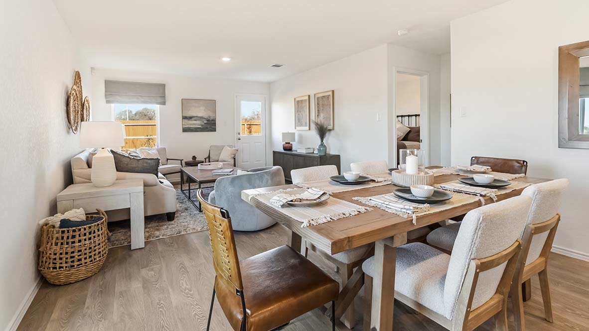 DR Horton Elmendorf Hickory Ridge