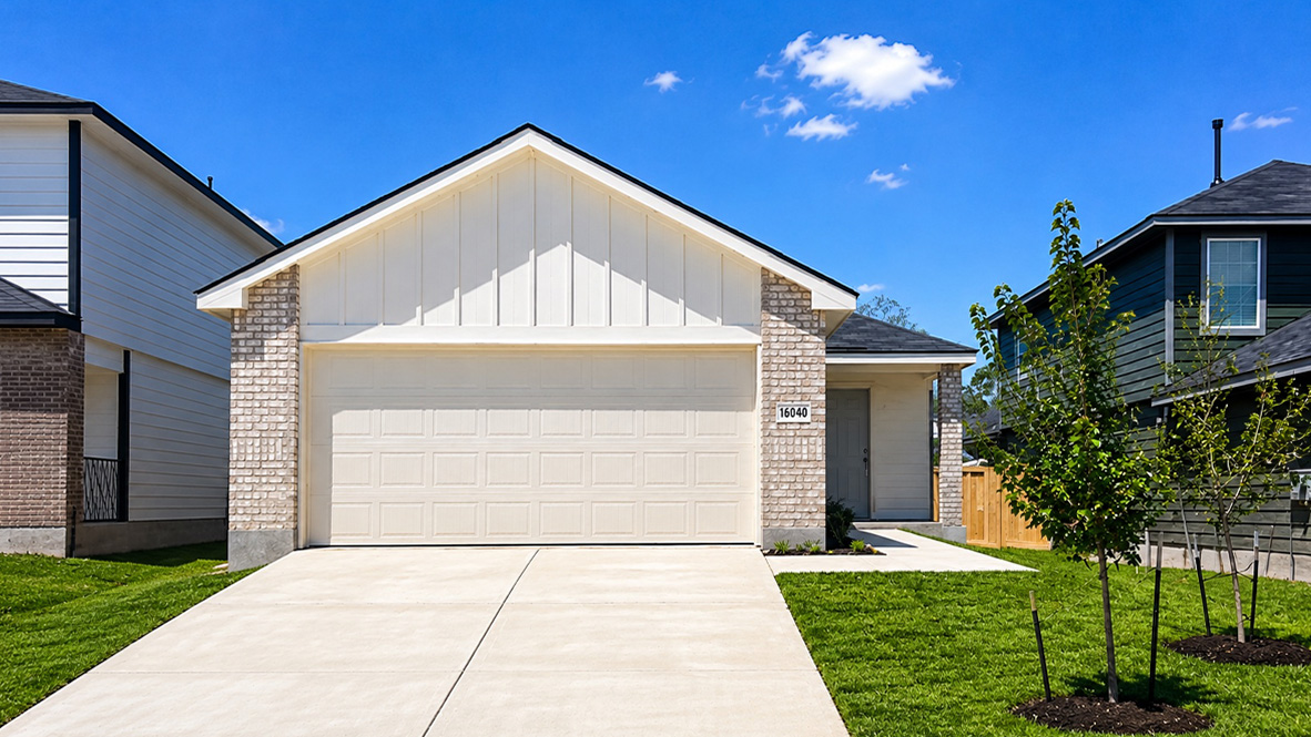 16040 Mahogany Way exterior